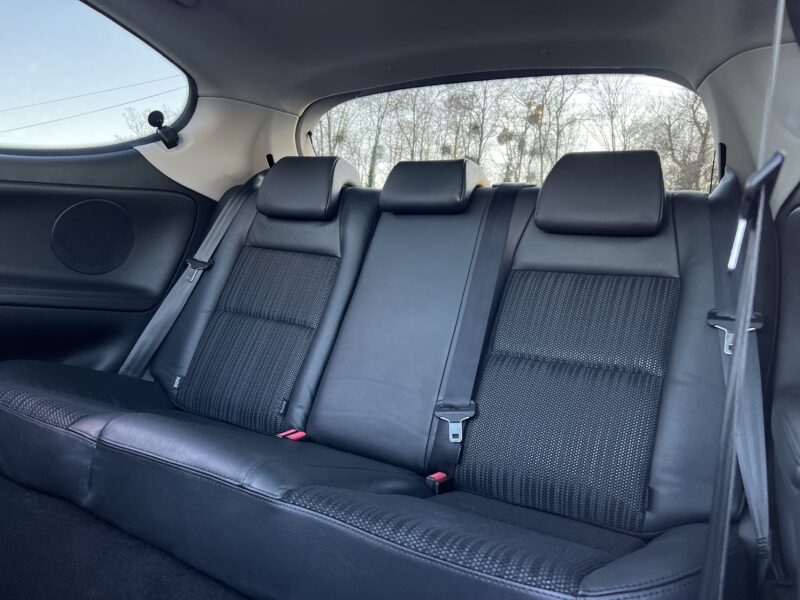 PEUGEOT 207 PHASE 2 II 1.6 TURBO 156 Cv FELINE TOIT PANORAMIQUE BLUETOOTH BVM6 - Garantie 6 Mois
