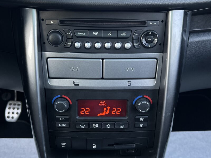 PEUGEOT 207 PHASE 2 II 1.6 TURBO 156 Cv FELINE TOIT PANORAMIQUE BLUETOOTH BVM6 - Garantie 6 Mois
