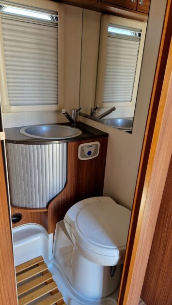 FIAT DUCATO PROFILE ADRIA MATRIX M 670 SC