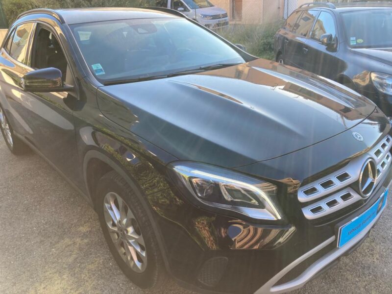 MERCEDES CLASSE GLA 180 CDI INTUTION 2018