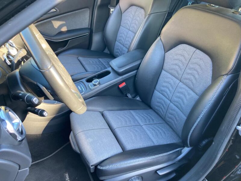 MERCEDES CLASSE GLA 180 CDI INTUTION 2018