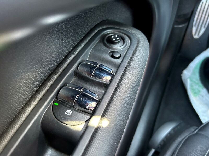 MINI COUNTRYMAN 2013