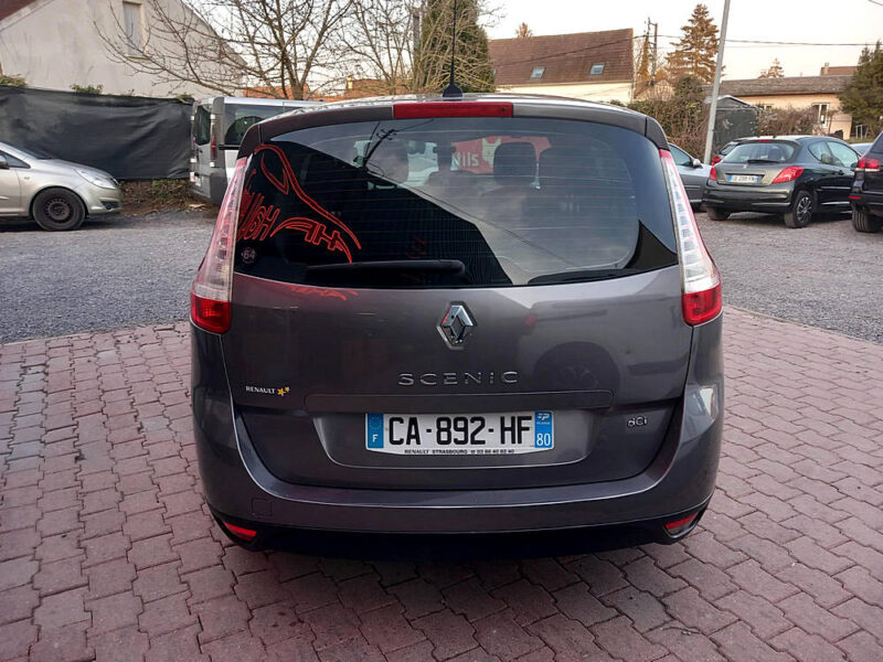 RENAULT GRAND SCÉNIC III 2012