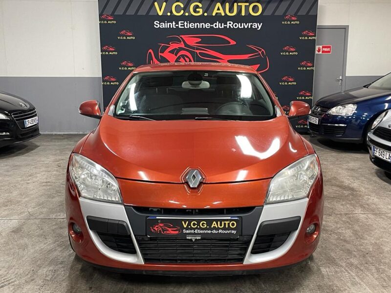 RENAULT MEGANE III Coupé 2010