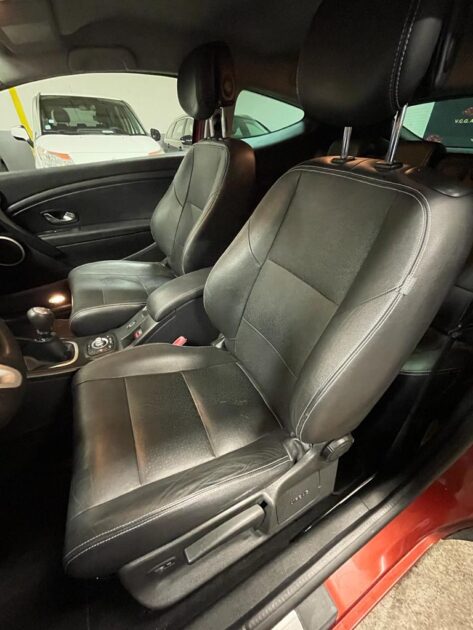 RENAULT MEGANE III Coupé 2010