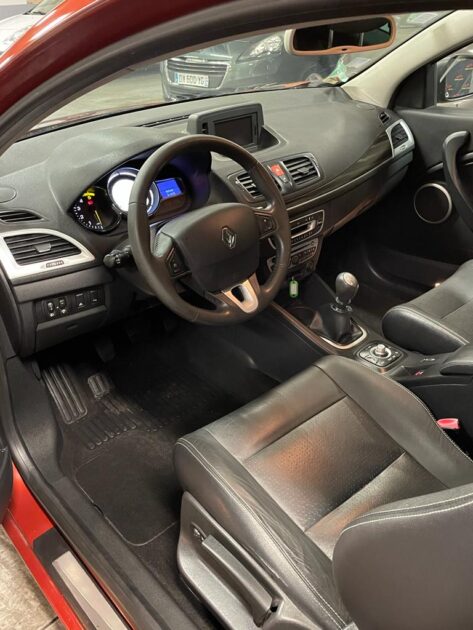 RENAULT MEGANE III Coupé 2010