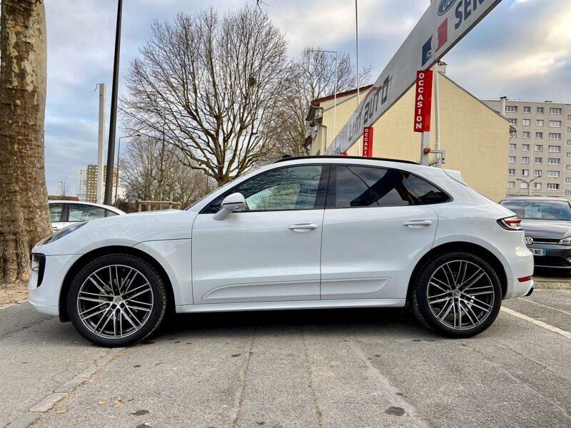 PORSCHE MACAN 2019