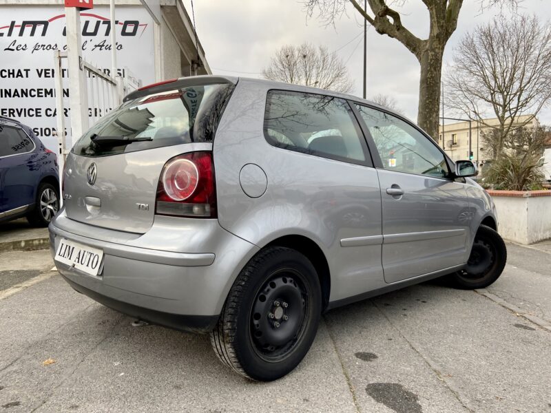 VOLKSWAGEN POLO 2008