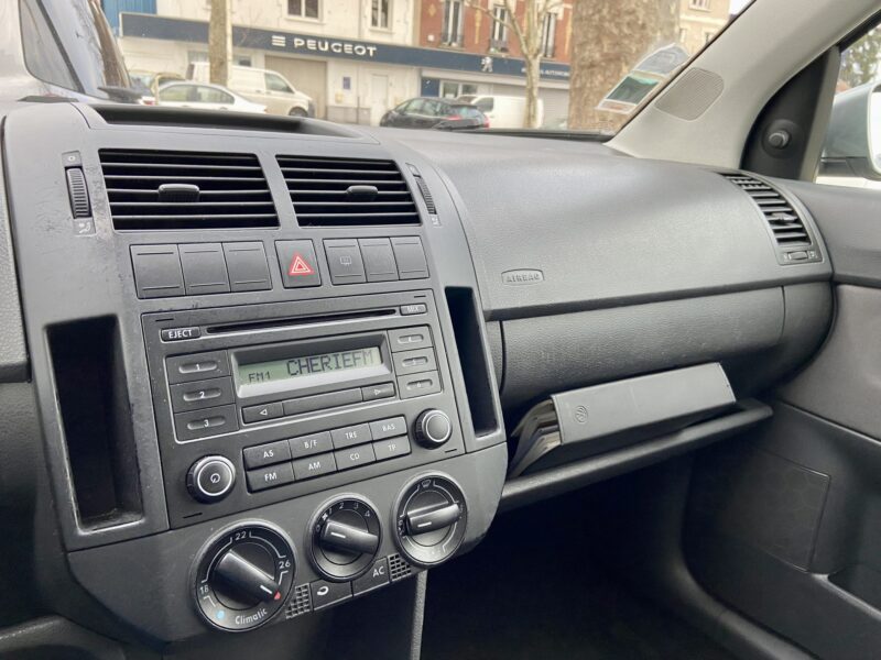 VOLKSWAGEN POLO 2008