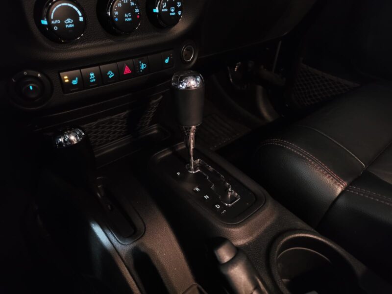 JEEP WRANGLER III 2.8 CRD 200cv SAHARA Unlimited, Caméra , Sieges chauffants