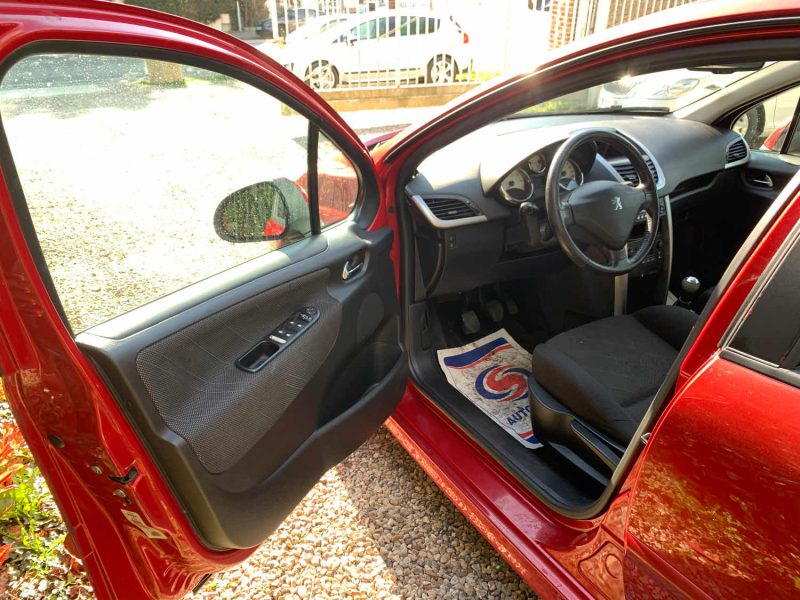 PEUGEOT 207 1.6 120cv
