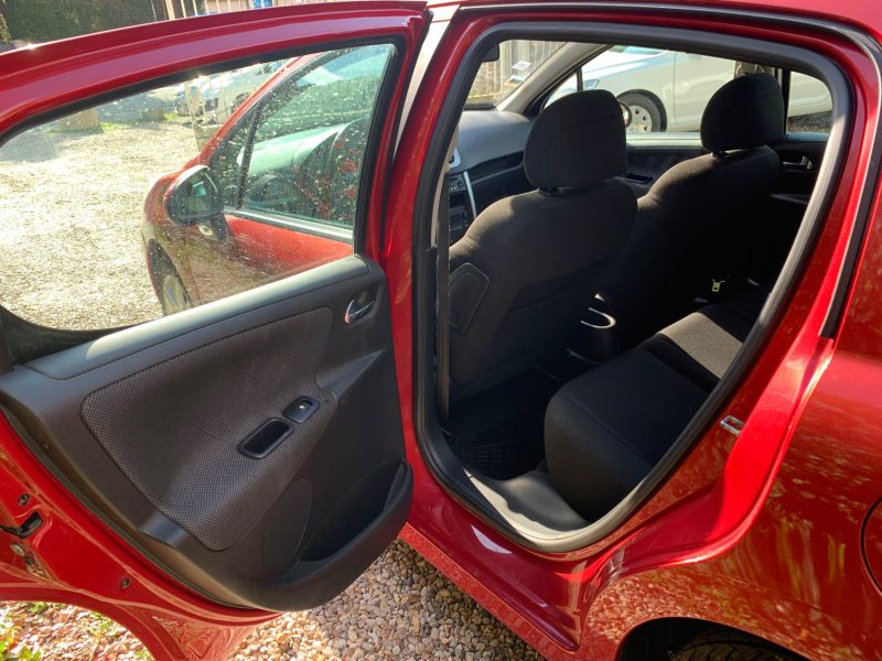 PEUGEOT 207 1.6 120cv