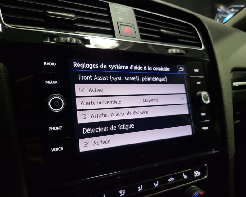 VOLKSWAGEN GOLF 7 VII 2.0 TDi 150cv CARAT PACK R-LINE DSG7 CARPLAY HISTORIQUE VW