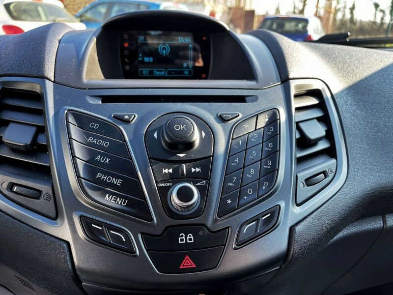 FORD FIESTA VI 2014 PAIEMENT 4X POSSIBLE