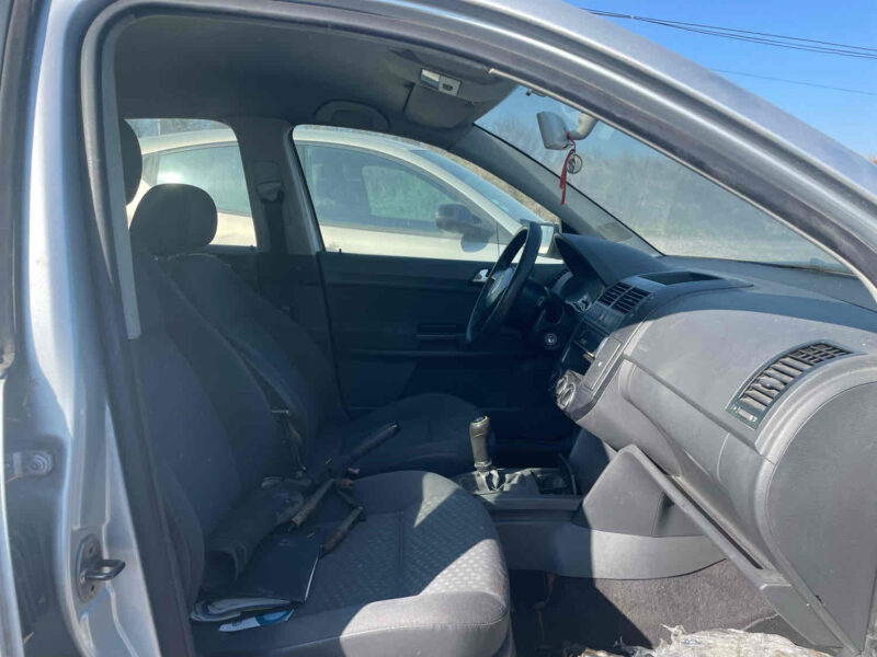 VOLKSWAGEN POLO 2003