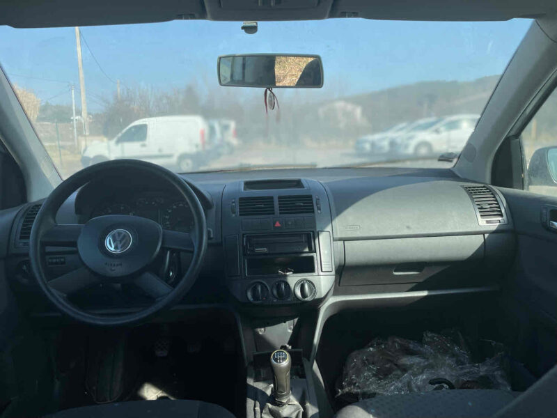 VOLKSWAGEN POLO 2003