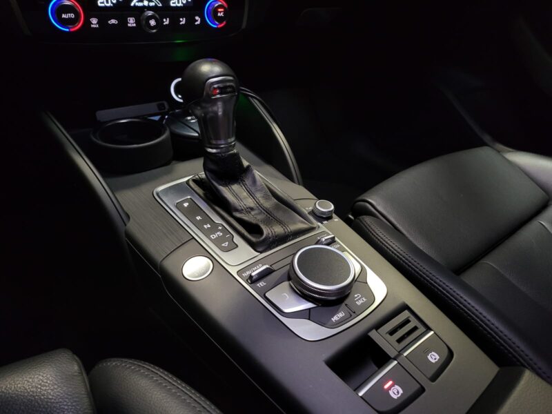 Audi A3 2.0 TFSI 190cv quattro S-TRONIC , Virtual Cokpit , Caméra , Full cuir