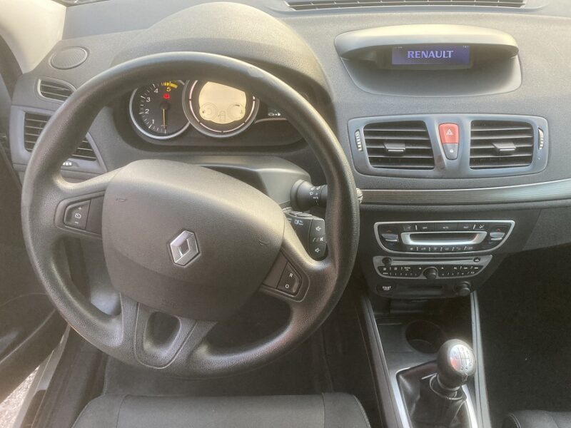 RENAULT COUPE  MEGANE 106 CV DYNAMIQUE