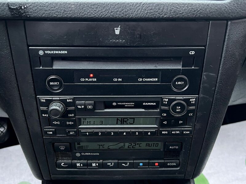 VOLKSWAGEN GOLF 4 IV 1.6 102 Cv 1ERE MAIN BOITE AUTOMATIQUE 68 700 Kms ORIGINE FRANCE - Garantie1an