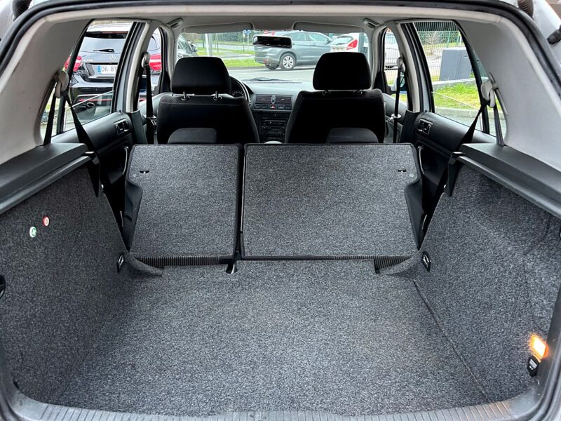 VOLKSWAGEN GOLF 4 IV 1.6 102 Cv 1ERE MAIN BOITE AUTOMATIQUE 68 700 Kms ORIGINE FRANCE - Garantie1an