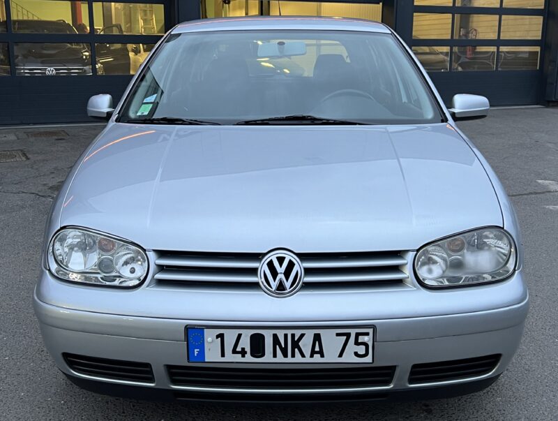 VOLKSWAGEN GOLF 4 IV 1.6 102 Cv 1ERE MAIN BOITE AUTOMATIQUE 68 700 Kms ORIGINE FRANCE - Garantie1an