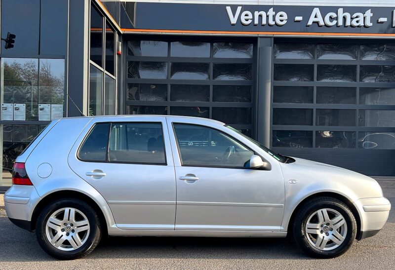 VOLKSWAGEN GOLF 4 IV 1.6 102 Cv 1ERE MAIN BOITE AUTOMATIQUE 68 700 Kms ORIGINE FRANCE - Garantie1an