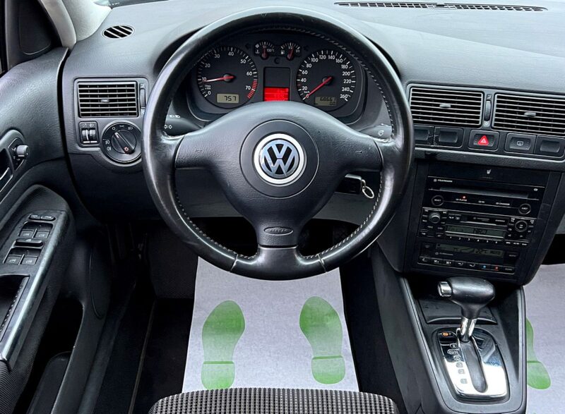 VOLKSWAGEN GOLF 4 IV 1.6 102 Cv 1ERE MAIN BOITE AUTOMATIQUE 68 700 Kms ORIGINE FRANCE - Garantie1an