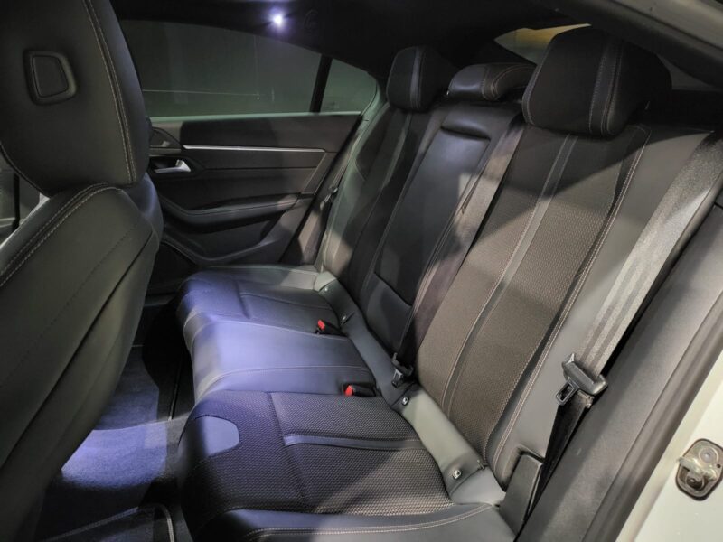 PEUGEOT 508 2.0 BlueHDI 180cv GT LINE EAT8 Toit ouvrant, Camera 360, Apple carplay