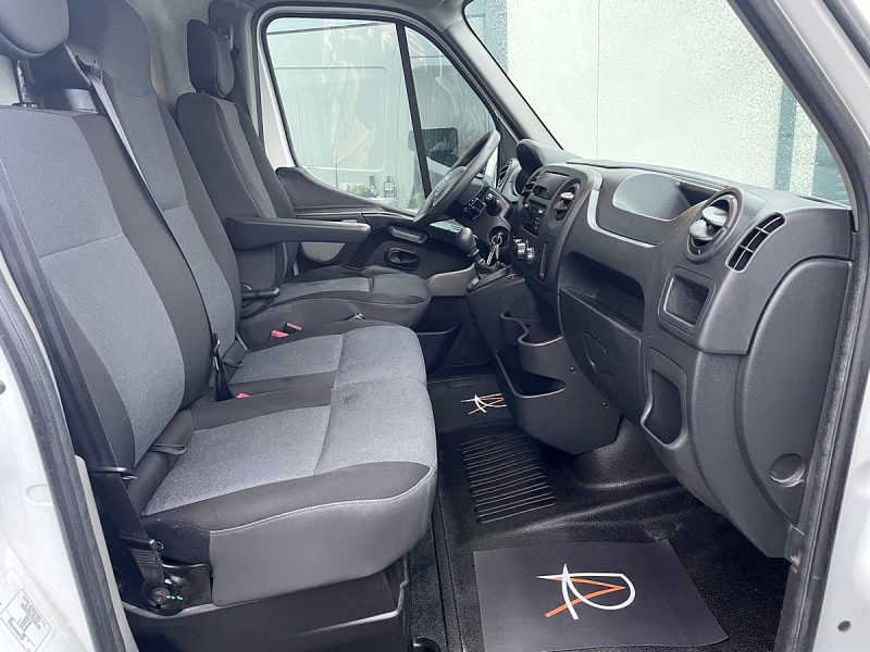 Nissan NV400 2.3l dCi 145cv L2H2 Optima Clim 112.000 km 07/2018