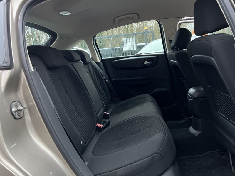 CITROEN C4 1.6 HDI 110 Cv BOITE AUTOMATIQUE / BLUETOOTH CLIMATISATION 5 PORTES - Garantie1an