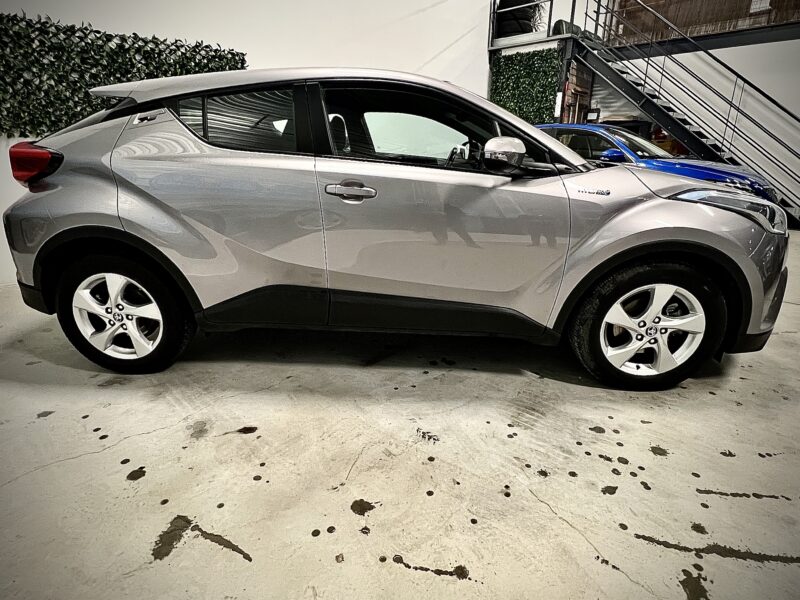 TOYOTA C-HR DYNAMIC 2017