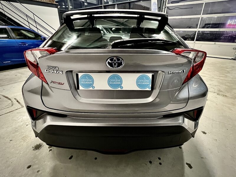 TOYOTA C-HR DYNAMIC 2017