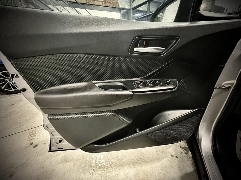 TOYOTA C-HR DYNAMIC 2017