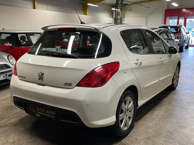 PEUGEOT 308 1.6 HDi 112
