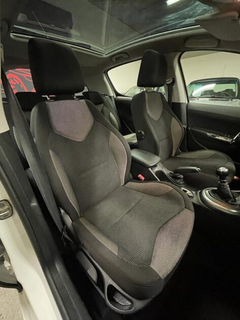 PEUGEOT 308 1.6 HDi 112