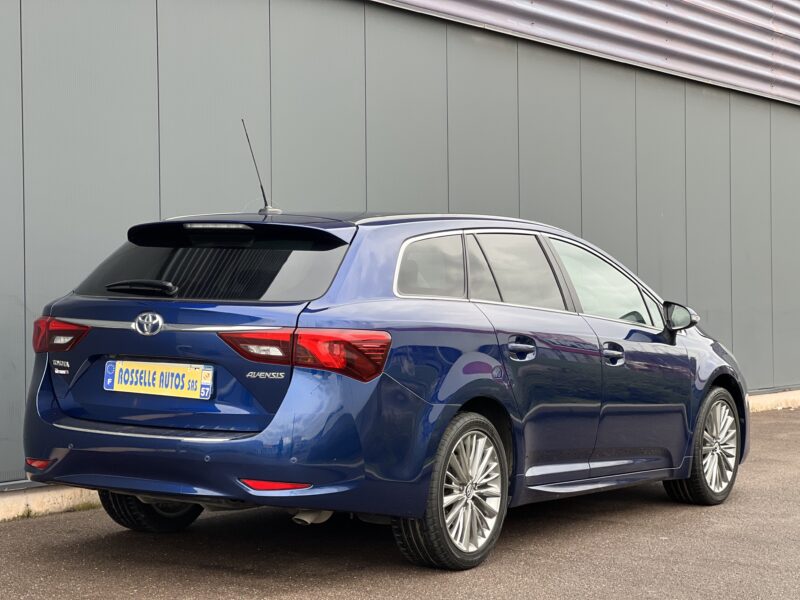 TOYOTA AVENSIS 2.0 D-4D DYNAMIC TOURING 143CH 1ER M