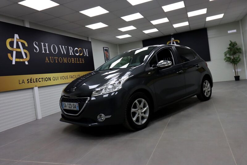 PEUGEOT 208 I 2015