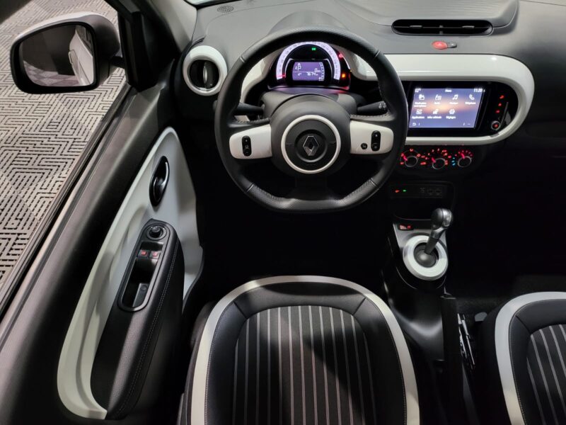 RENAULT TWINGO 0.9 TCe 95cv EDC INTENS, Caméra, GPS ,Apple Carplay, Mode éco 