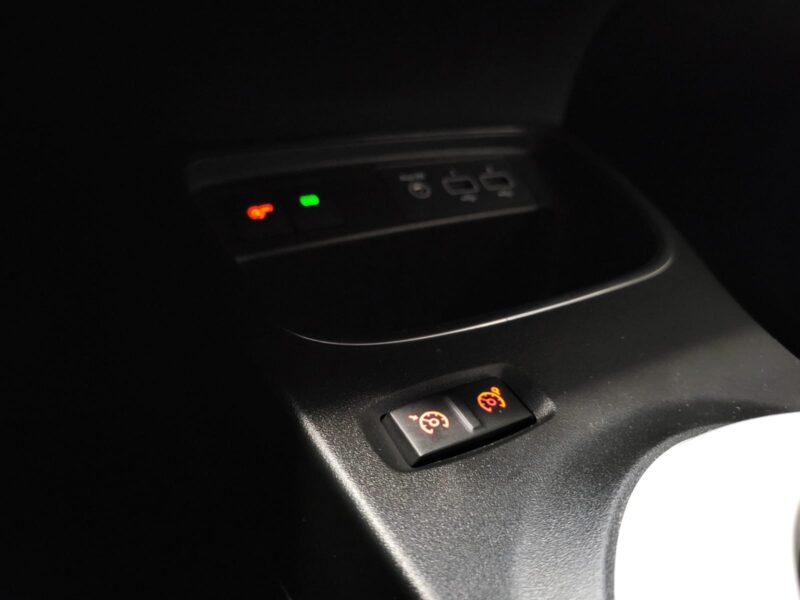 RENAULT TWINGO 0.9 TCe 95cv EDC INTENS, Caméra, GPS ,Apple Carplay, Mode éco 