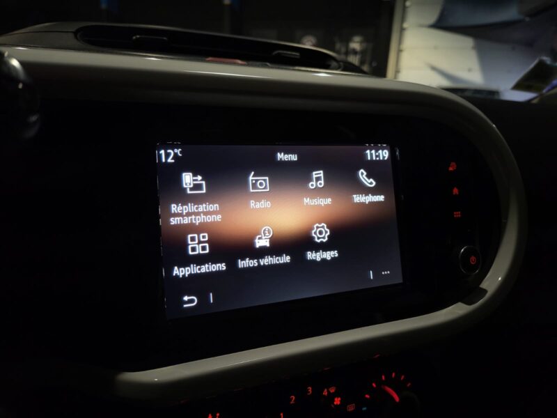 RENAULT TWINGO 0.9 TCe 95cv EDC INTENS, Caméra, GPS ,Apple Carplay, Mode éco 