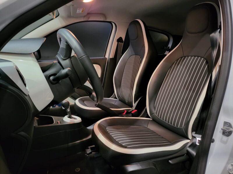 RENAULT TWINGO 0.9 TCe 95cv EDC INTENS, Caméra, GPS ,Apple Carplay, Mode éco 