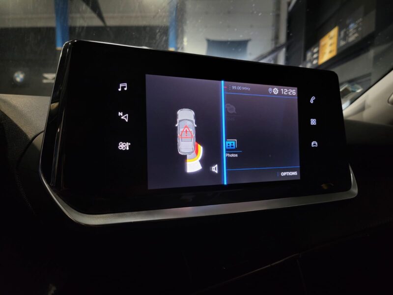 PEUGEOT 2008 II 1.2 100 CV Puretech ACTIVE REGULATEUR / RADAR AR