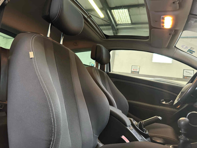 RENAULT MEGANE  2010