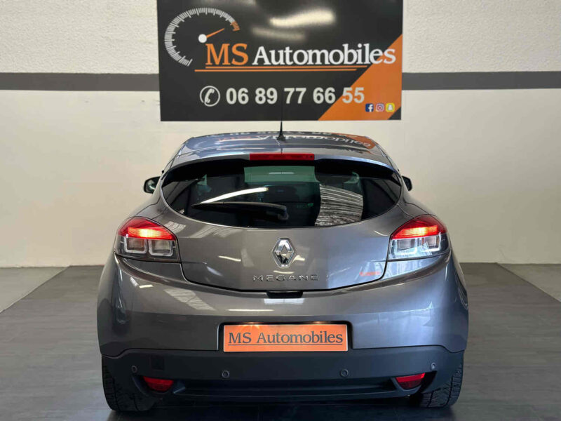 RENAULT MEGANE  2010
