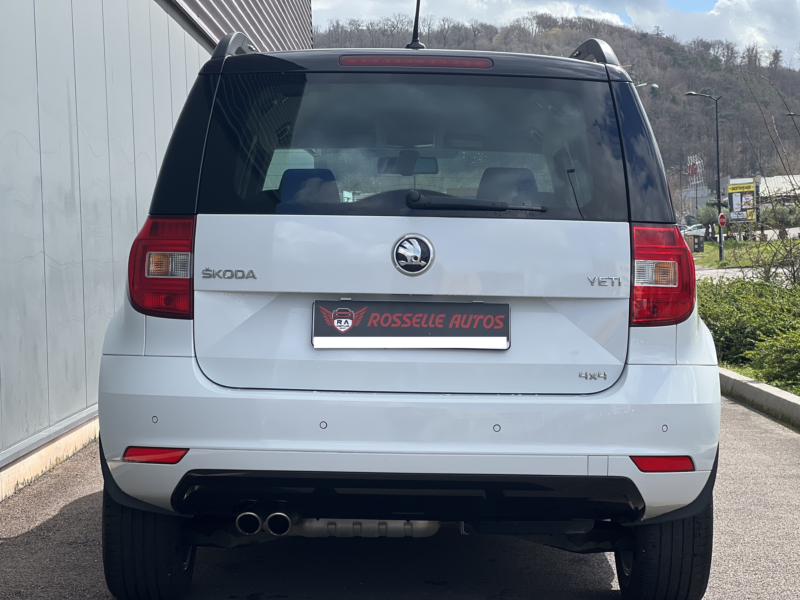 SKODA  YETI 2.0 TDI DSG Monte Carlo 4x4 Navi/Attelage