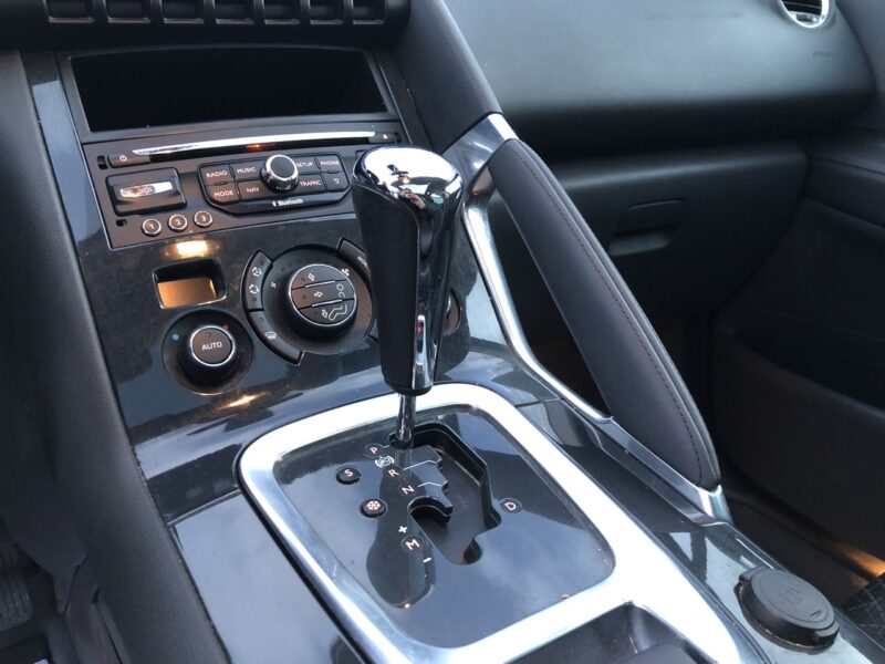 PEUGEOT 3008 Monospace 2015