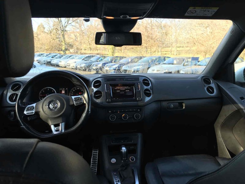 VOLKSWAGEN TIGUAN 2015