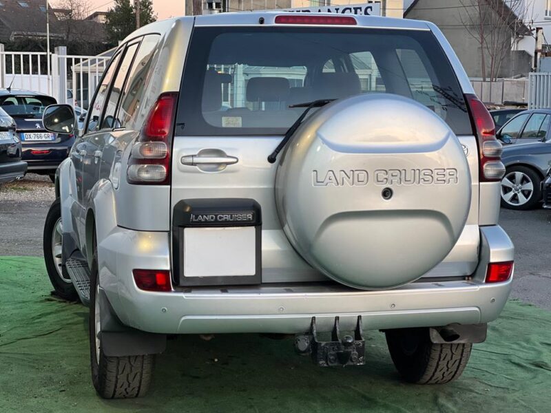 TOYOTA LAND CRUISER 2003