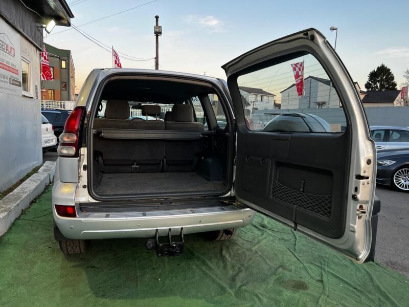 TOYOTA LAND CRUISER 2003