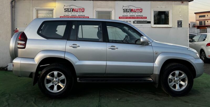 TOYOTA LAND CRUISER 2003